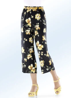 Culotte Mit Schöner Floral-Dessinierung