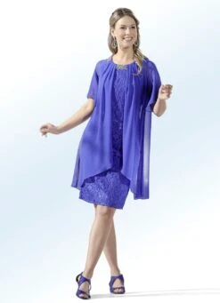Kleid In Stilvoller Two-in-One-Optik