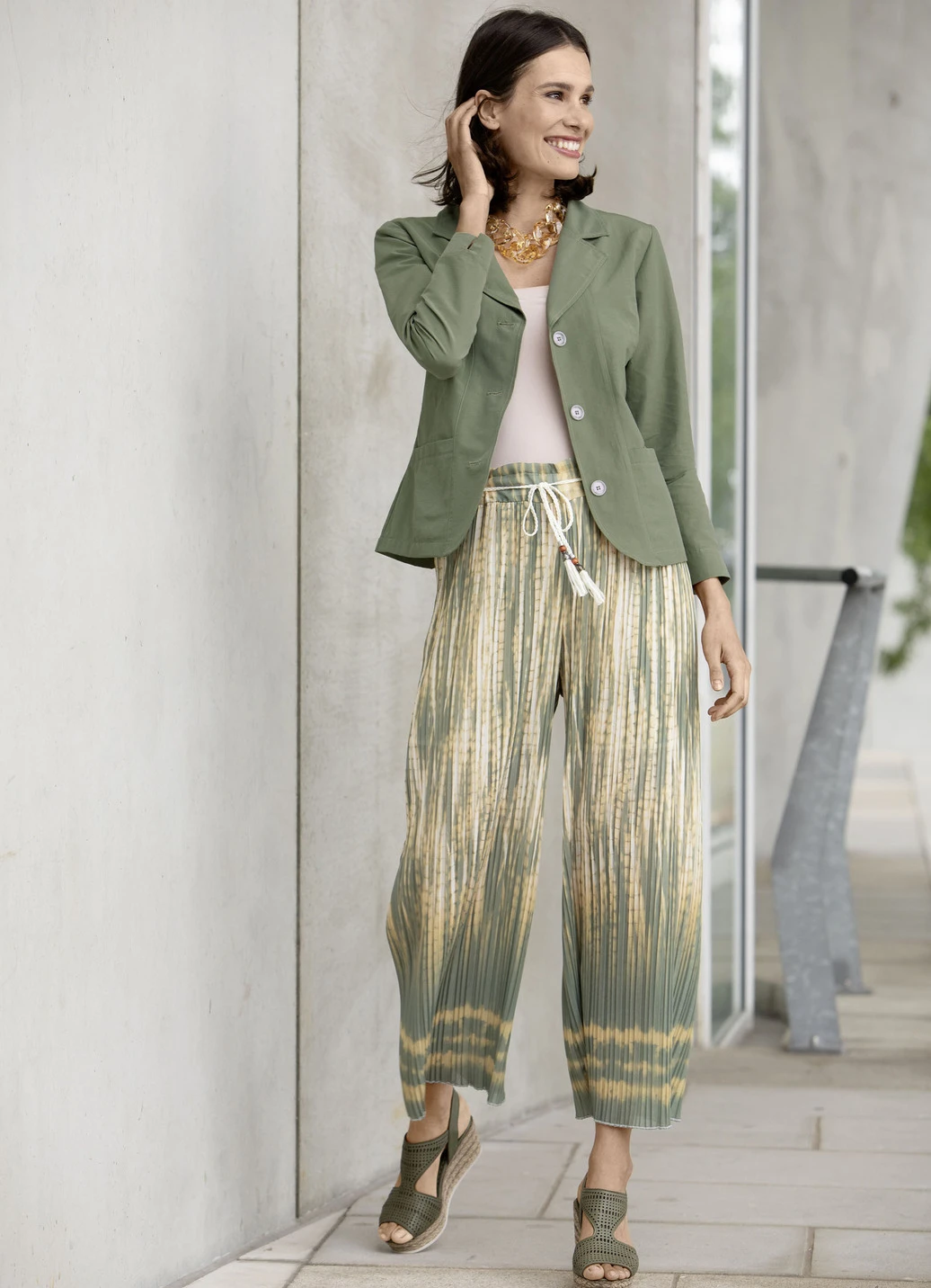 Plissee-Culotte Mit Geflochtenem Bindeband 2 Plissee-Culotte Mit Geflochtenem Bindeband – Bild 2