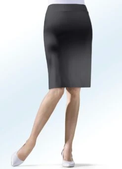 Rock In 8 Farben In Bequemer Schlupfform -Kleider Mut Verkaufsgeschäft rock in 8 farben in bequemer schlupfform farbe schwarz groesse 036