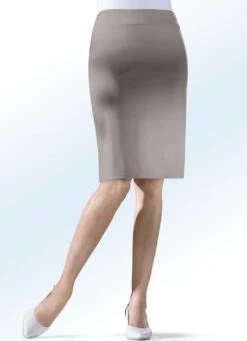 Rock In 8 Farben In Bequemer Schlupfform -Kleider Mut Verkaufsgeschäft rock in 8 farben in bequemer schlupfform farbe taupe groesse 040