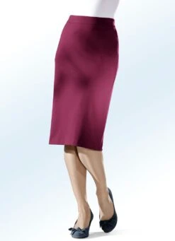 Rock In Gerader Schnittführung -Kleider Mut Verkaufsgeschäft rock in gerader schnittfuehrung farbe rubinrot groesse 054