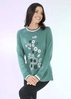 Shirt Mit Kontrast-Druck In 2 Farben 3 Shirt Mit Kontrast-Druck In 2 Farben -Kleider Mut Verkaufsgeschäft shirt mit kontrast druck in 2 farben farbe gruen groesse 046